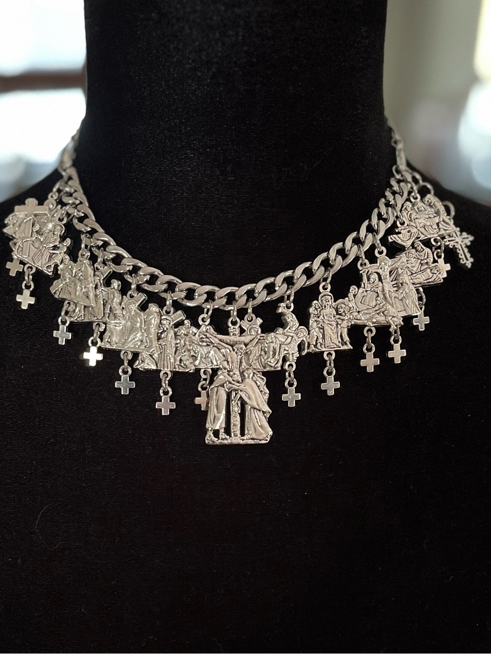 Charm Bracelet - Catholic Stations of the Cross - Picture 8 of 14